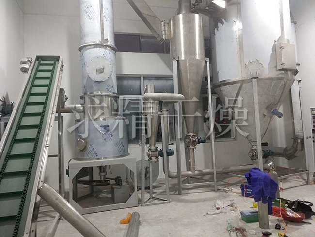 XSG系列旋轉(zhuǎn)閃蒸干燥機(jī)